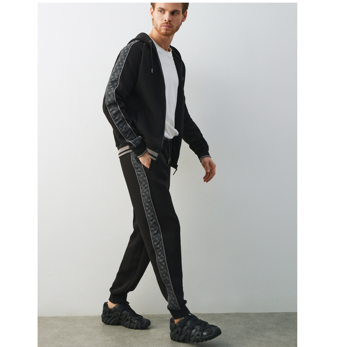 GUESS Finlo Cuffed Pant Ανδρικό Παντελόνι Φόρμας - 5